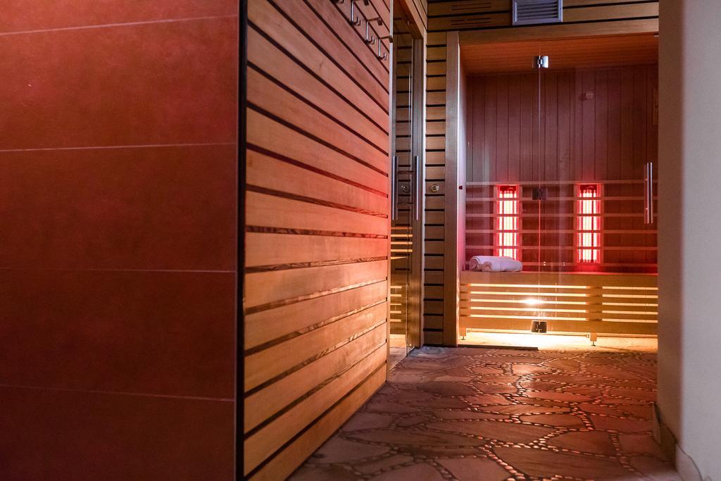 Hotel Collini بينْسولُ المظهر الخارجي الصورة