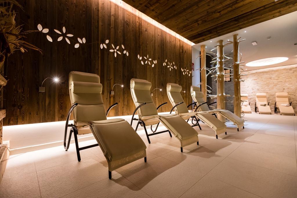Hotel Collini بينْسولُ المظهر الخارجي الصورة